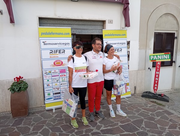 ciclismo_amatori_fermo_il_podio_femminile.jpg