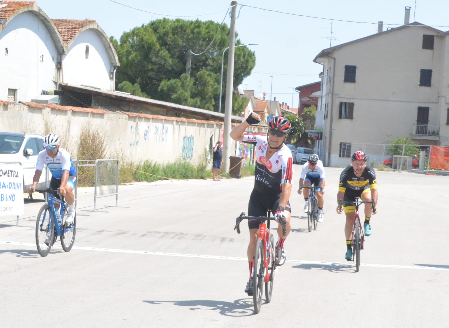 la_vittoria_di_mentuccia_a_fermo.jpg
